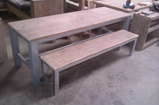 Scaffolding wooden table with steel base